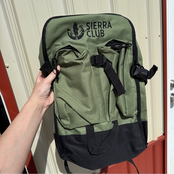 Sierra Club Backpack Exploration Daypack Olive Green Excellent - Picture 1 of 2